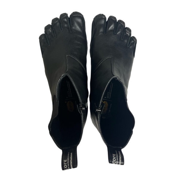 The Soloist x Suicoke Five Finger Vibram Boots - Picture 7 of 8